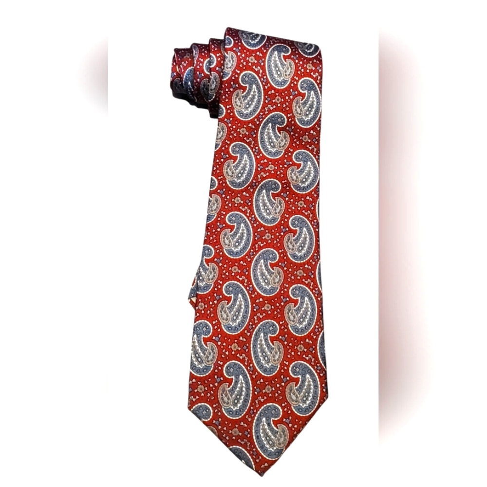 Halston III Red Paisley Silk Tie Classic Men’s Necktie Gray White Pattern OS